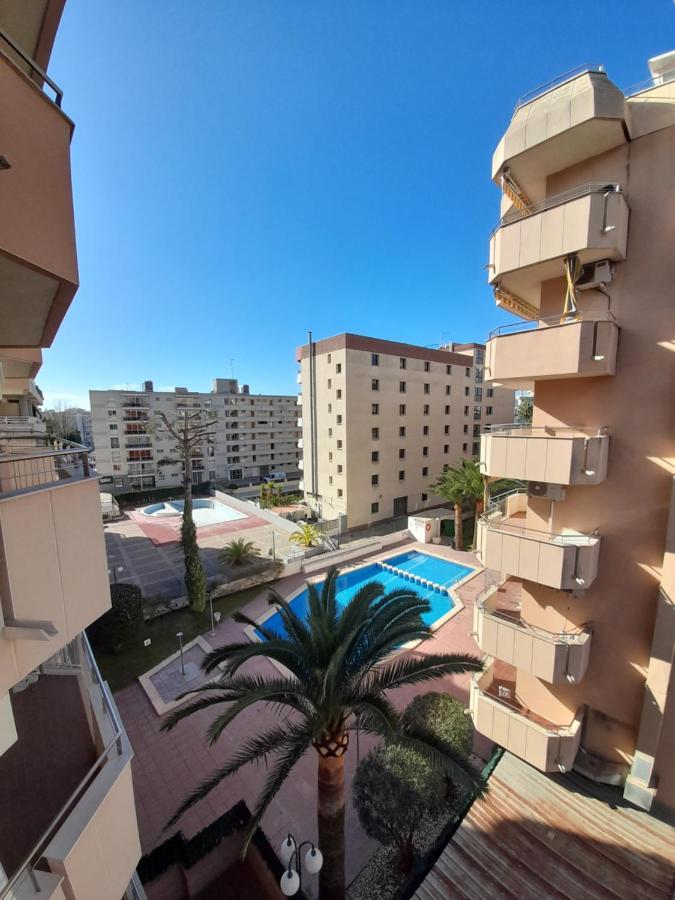 Apartamento En ซาลอว์ ภายนอก รูปภาพ