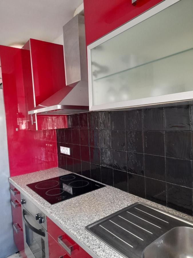 Apartamento En ซาลอว์ ภายนอก รูปภาพ