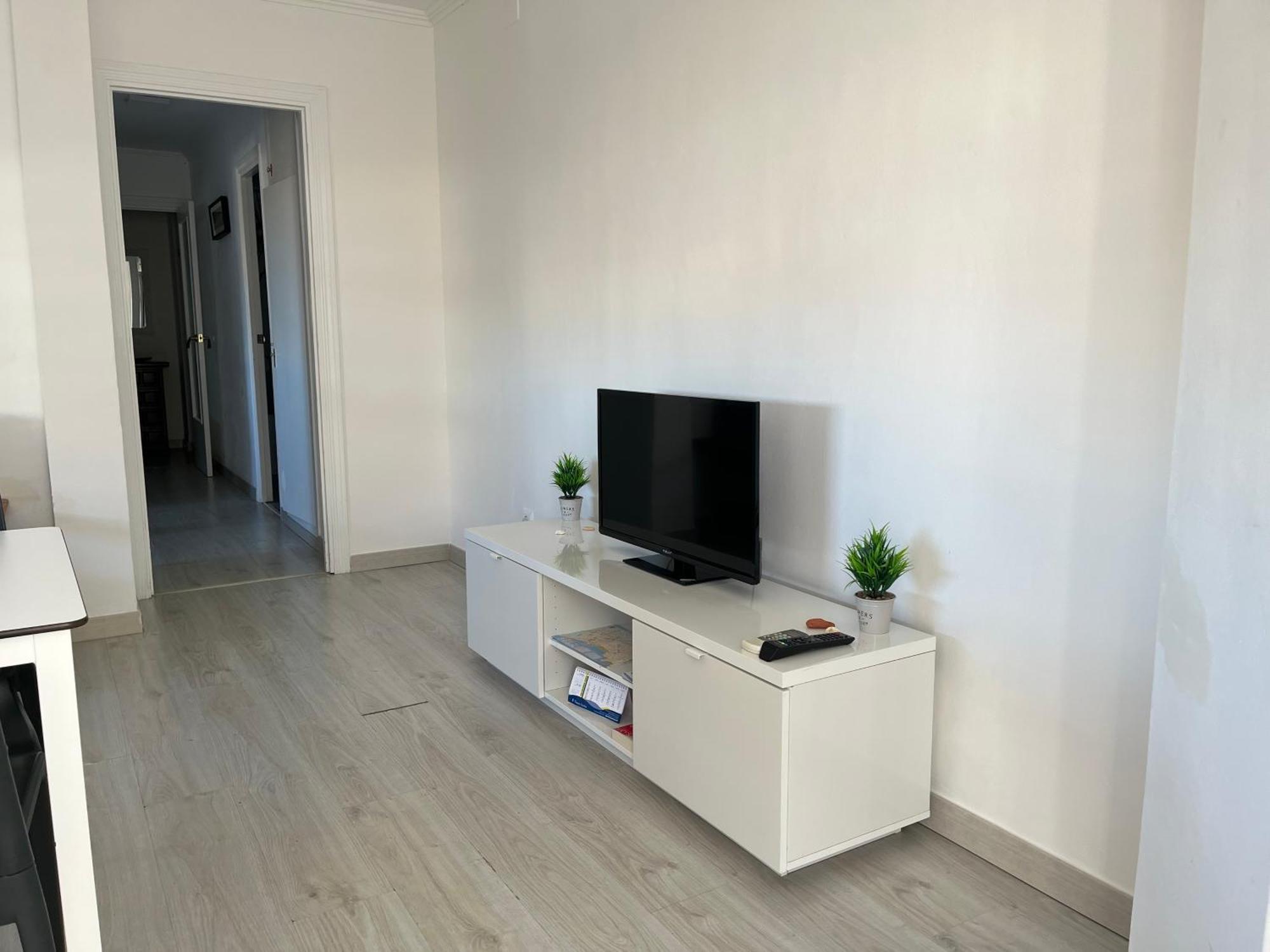 Apartamento En ซาลอว์ ภายนอก รูปภาพ