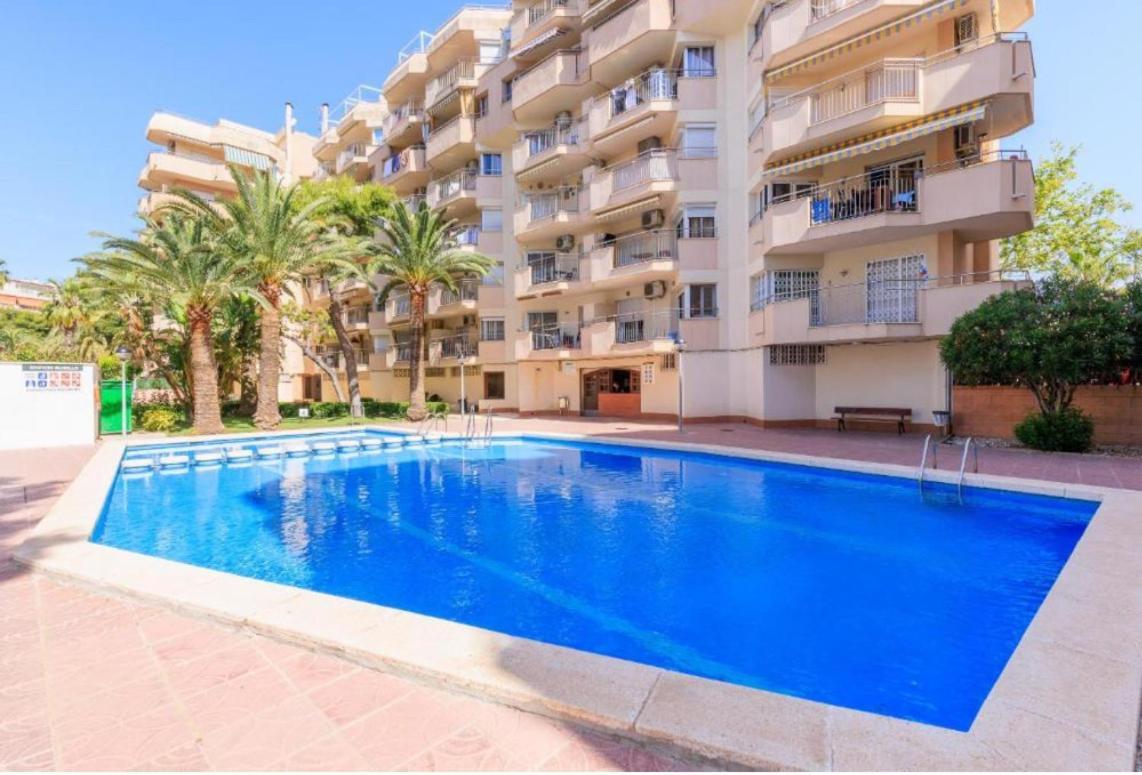 Apartamento En ซาลอว์ ภายนอก รูปภาพ