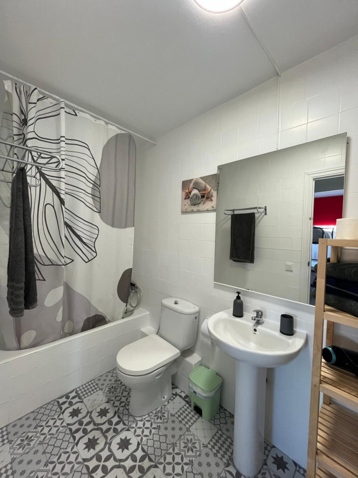 Apartamento En ซาลอว์ ภายนอก รูปภาพ