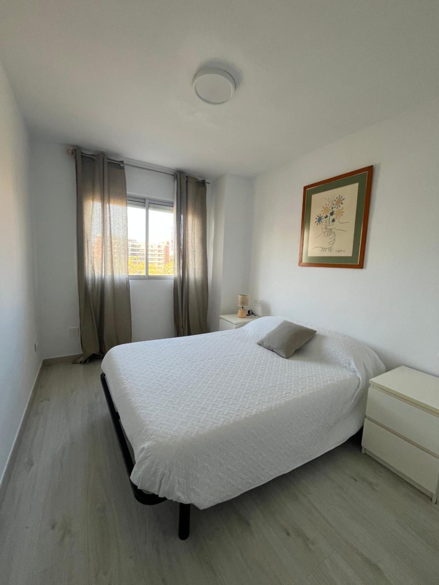 Apartamento En ซาลอว์ ภายนอก รูปภาพ